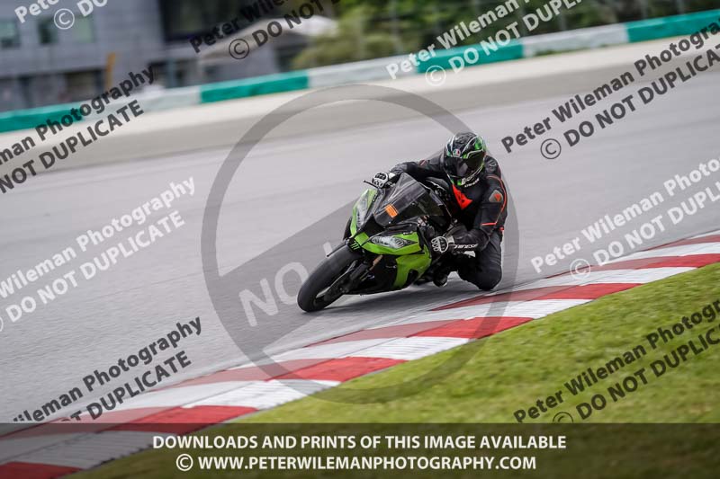 Sepang;event digital images;motorbikes;no limits;peter wileman photography;trackday;trackday digital images